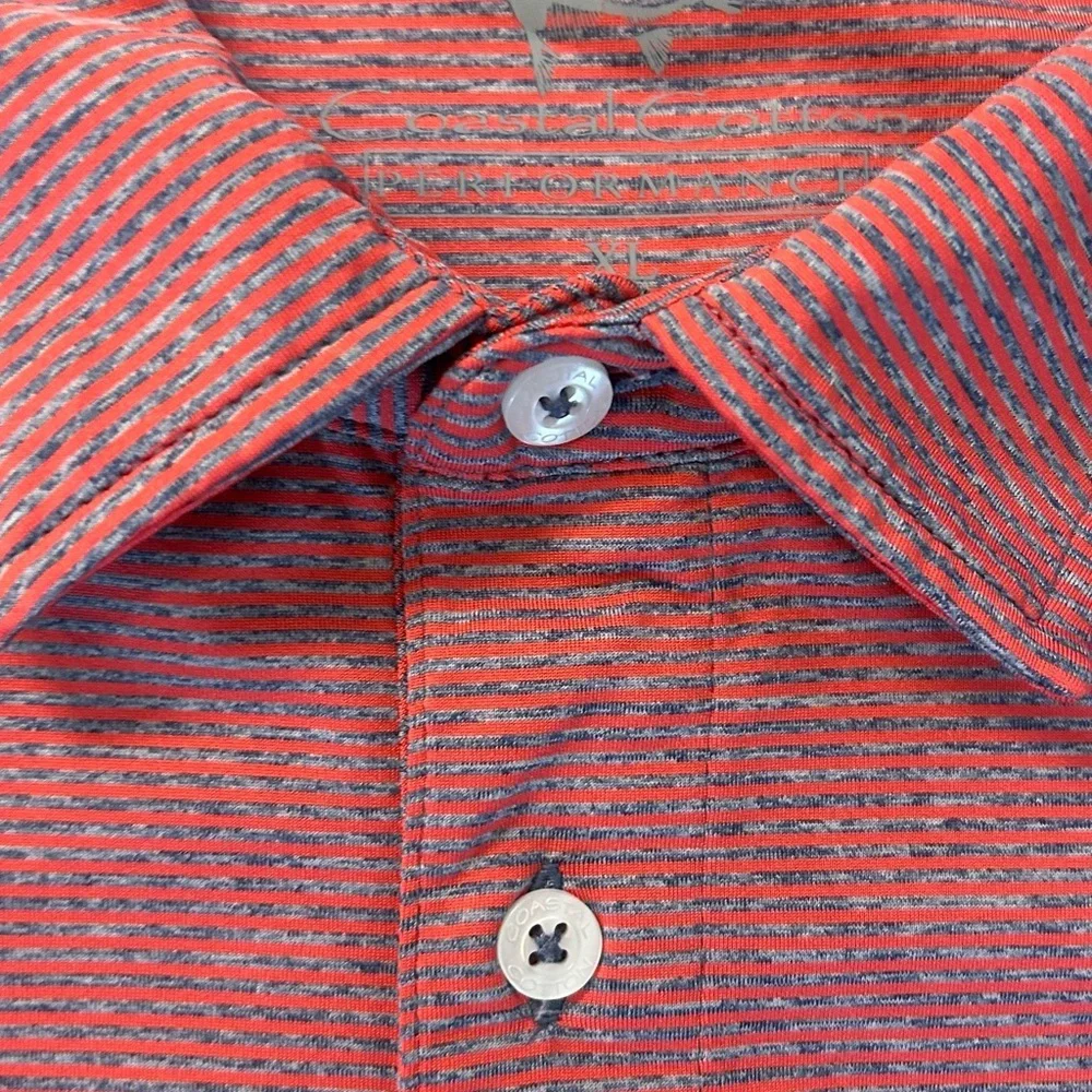 Classic Pink Polo Shirt with Textured Knit - Picture 3 of 7